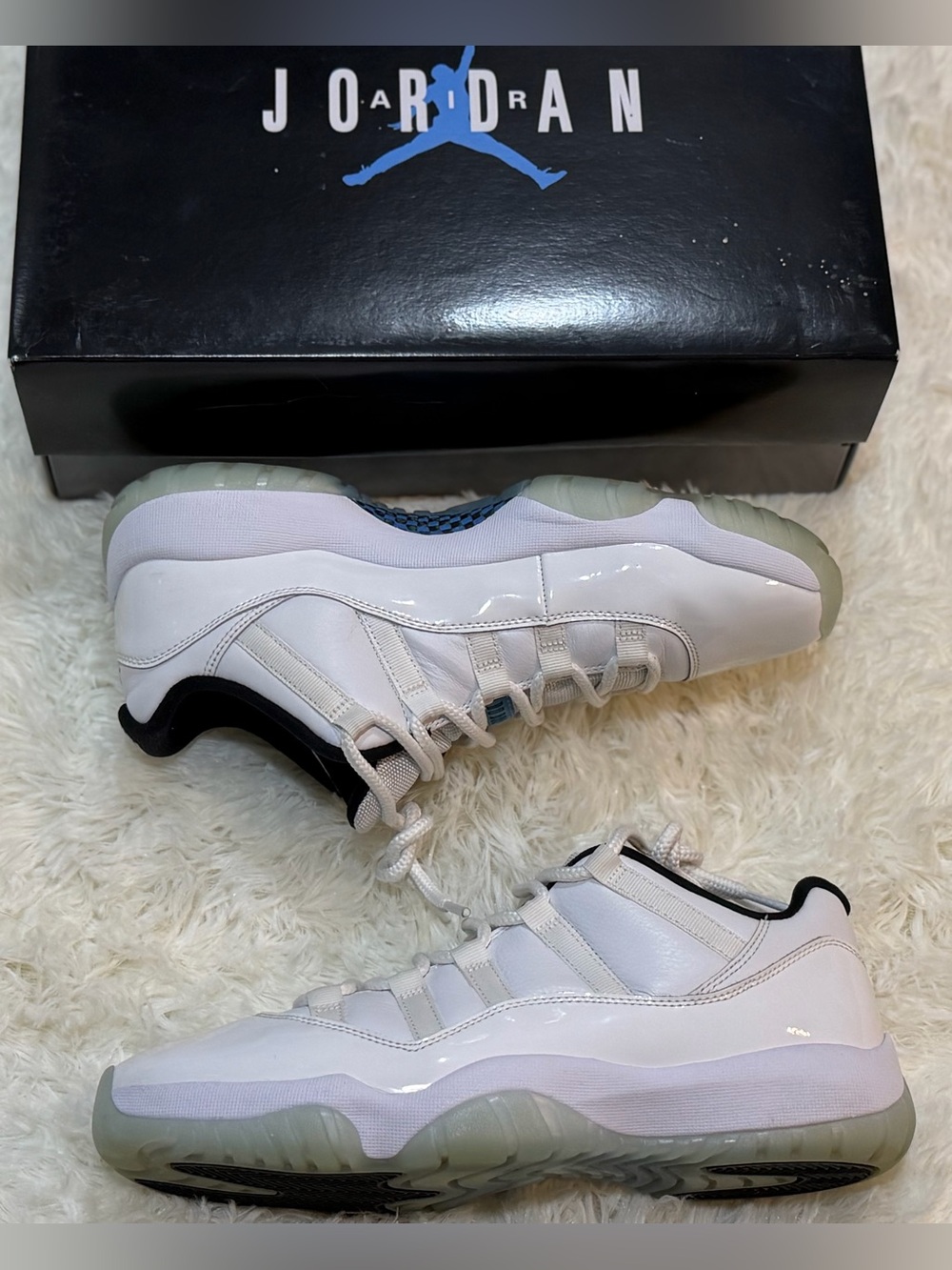 Jordan 11 Retro Low Legend Blue - Men’s 9.5 / Women’s 11 - AV2187-117 - Picture 3 of 10